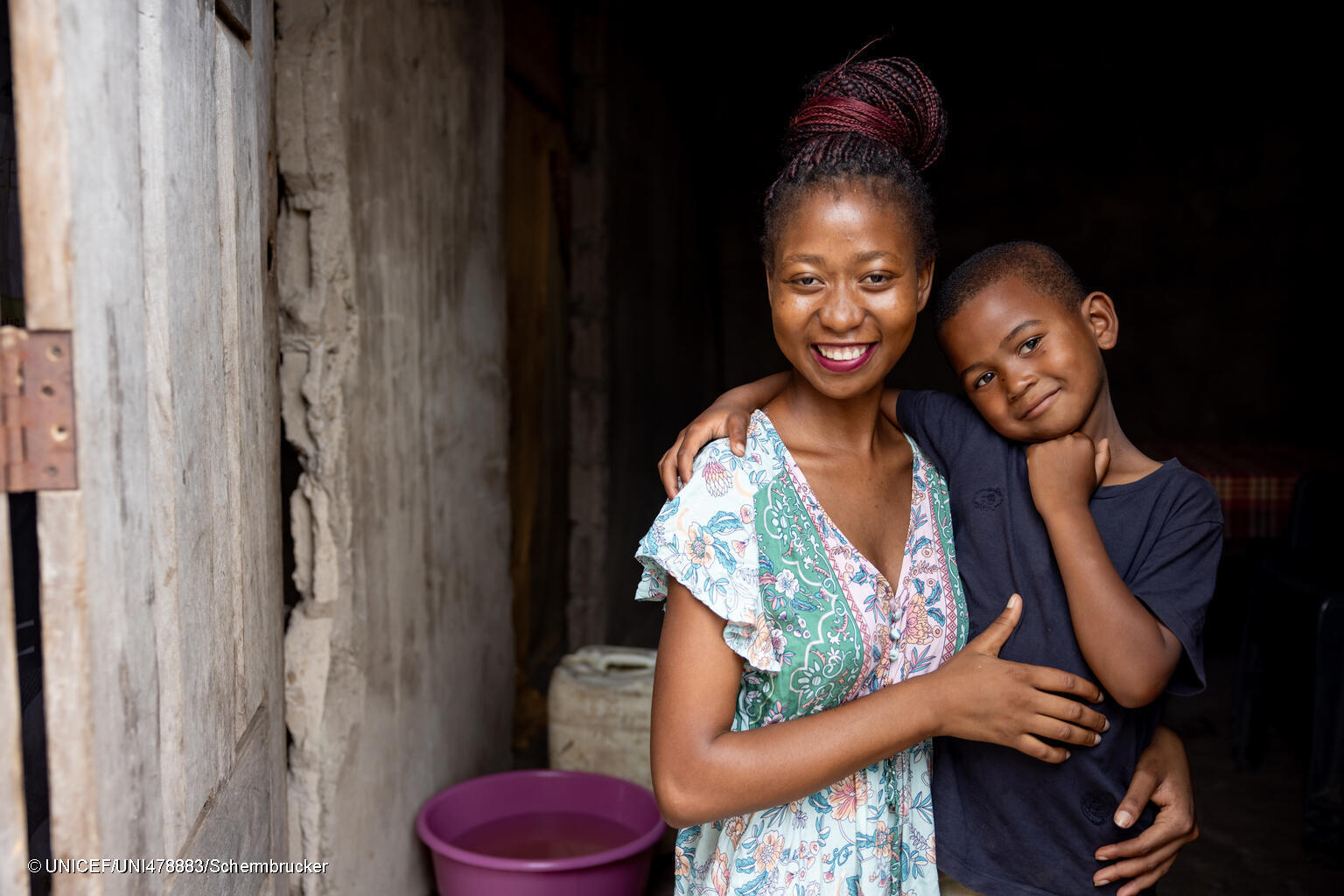 20-year-old Caterina with her 5-year-old son Wilter in Mozambique
